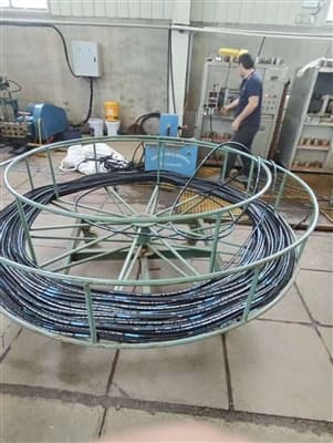צינורות גומי ללחץ גבוה ואביזרים נשלחו לוייטנאם